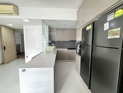 J Gateway (D22), Condominium #584570911